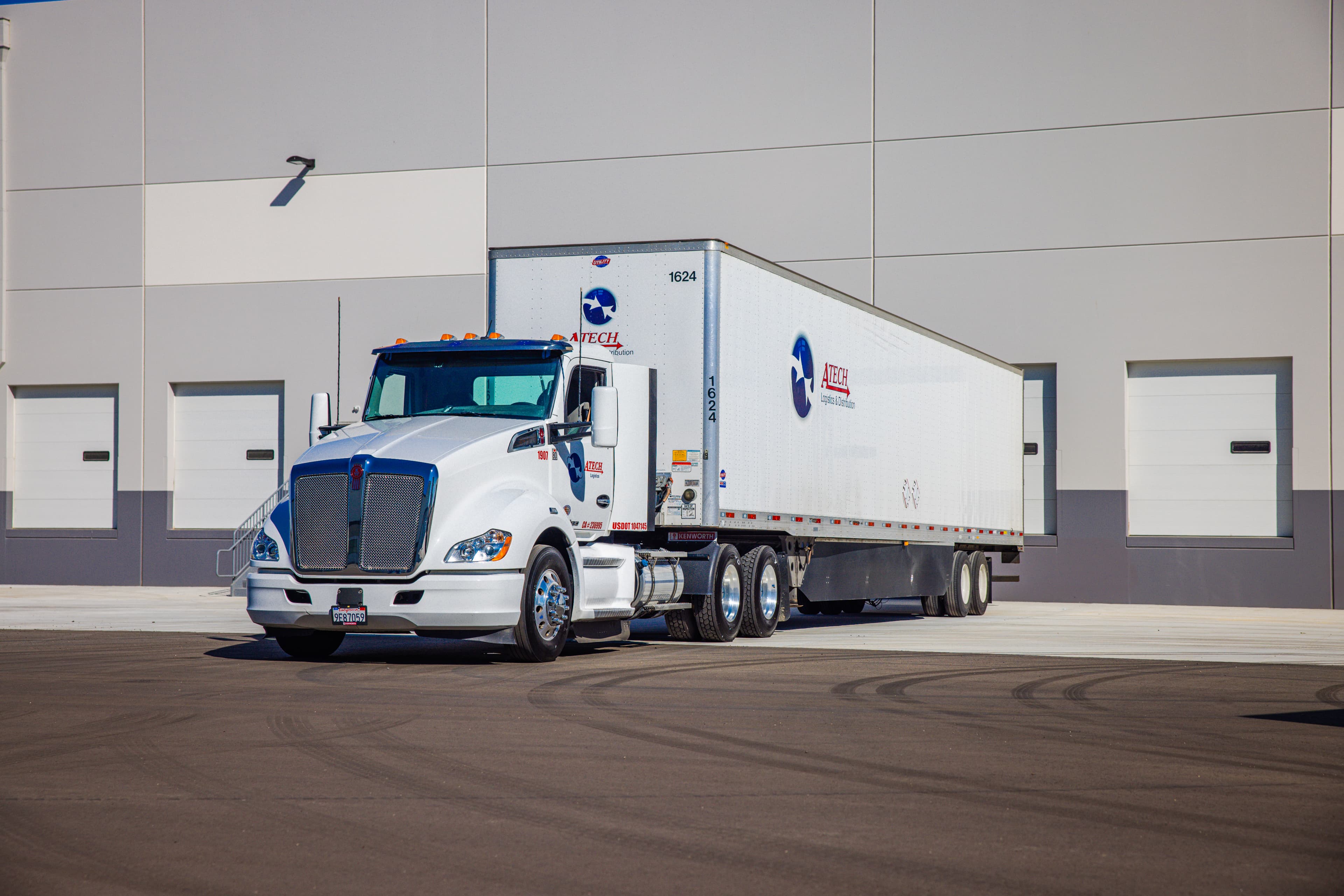 CDL Class A Truck Driver – Sacramento, CA