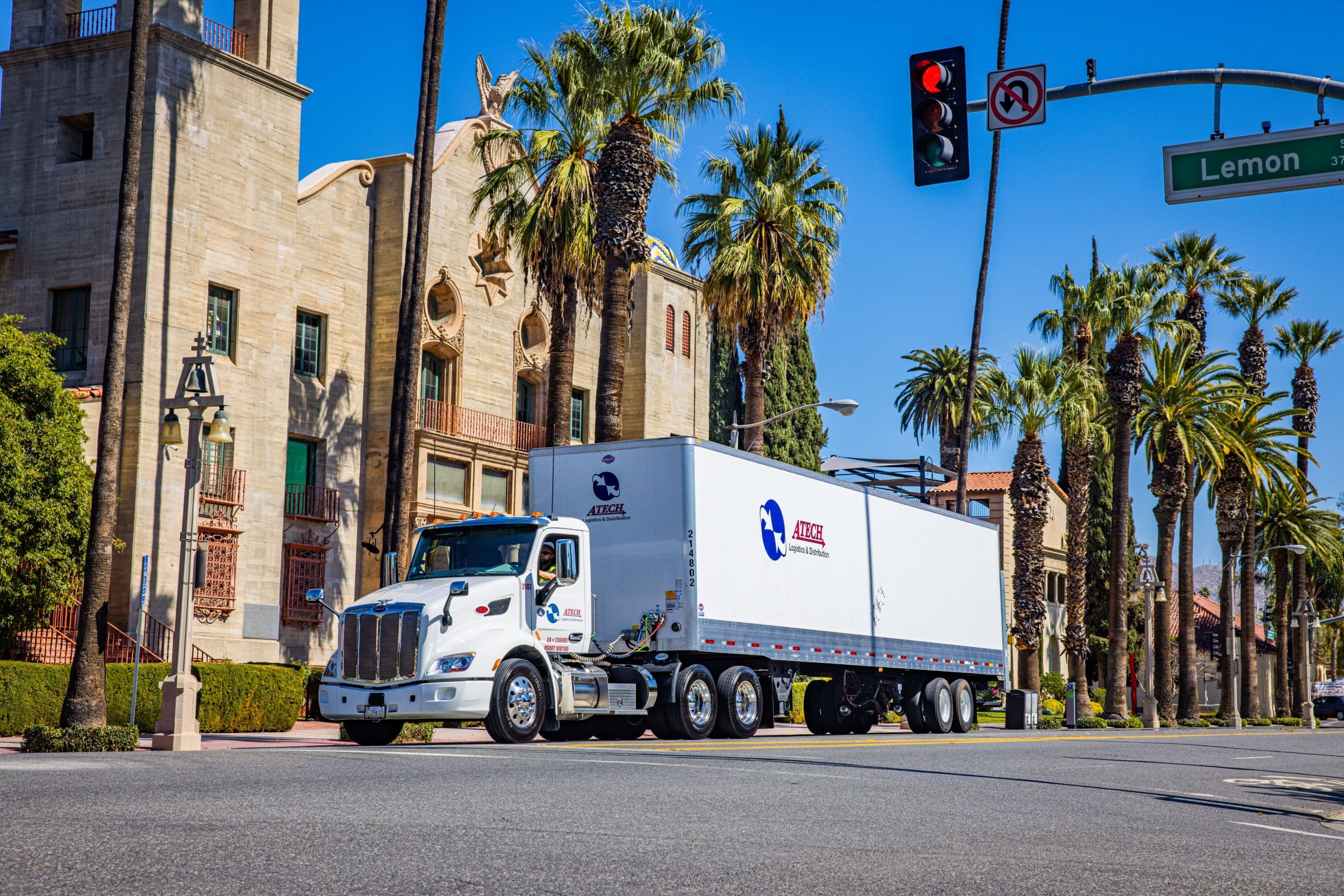 7 Advantages of Choosing a Dedicated Transportation Partner Like Atech Logistics